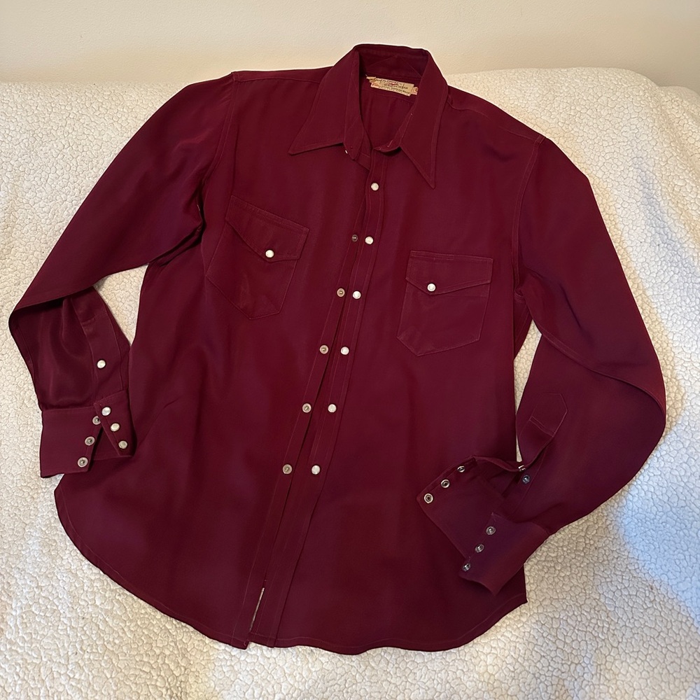 VINTAGE Jack Frost Woolen Wear Maroon Button-Up Shirt